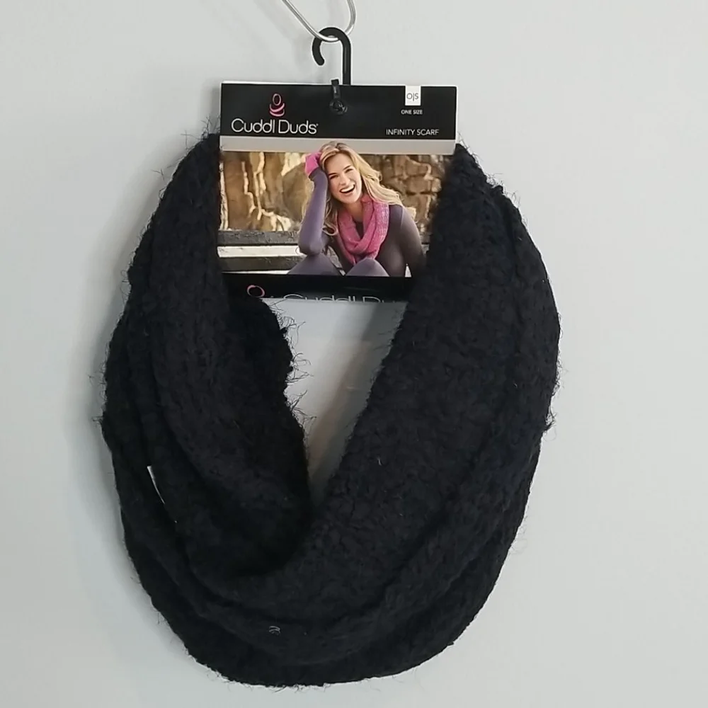 New Cuddl Duds Black Infinity Scarf